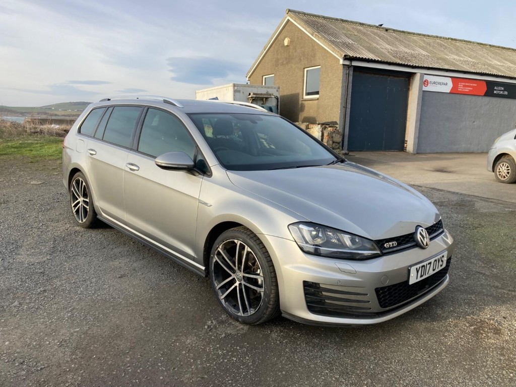 2017 Volkswagen GOLF